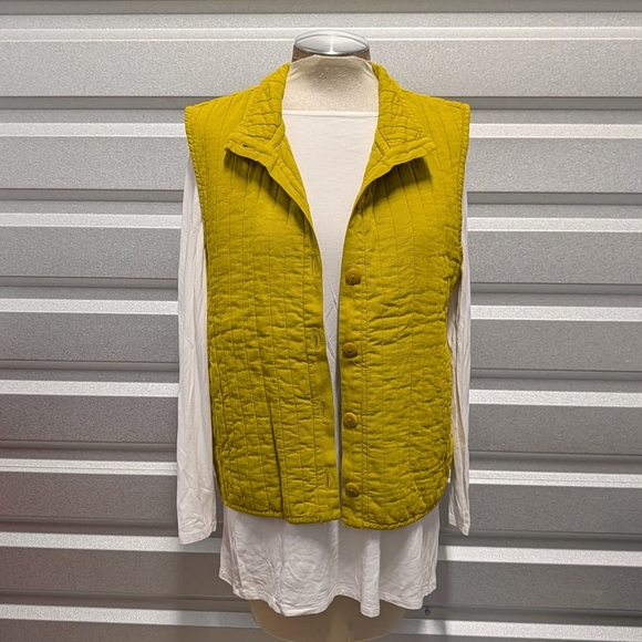 dill pickle IRIDIUM quilted cotton vest S M - Picture 2 of 13
